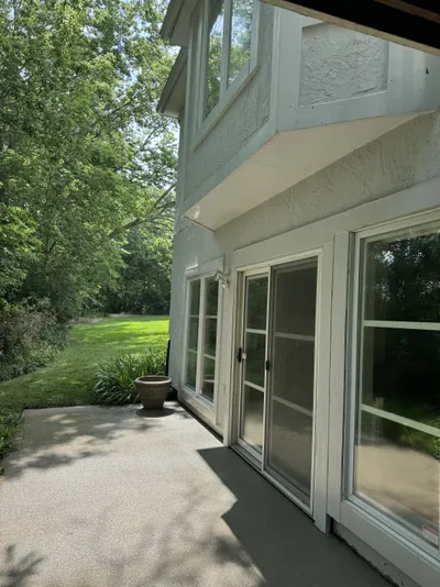 Professional window cleaning by Sparkle Window Cleaners — Beautiful home with clean bay windows